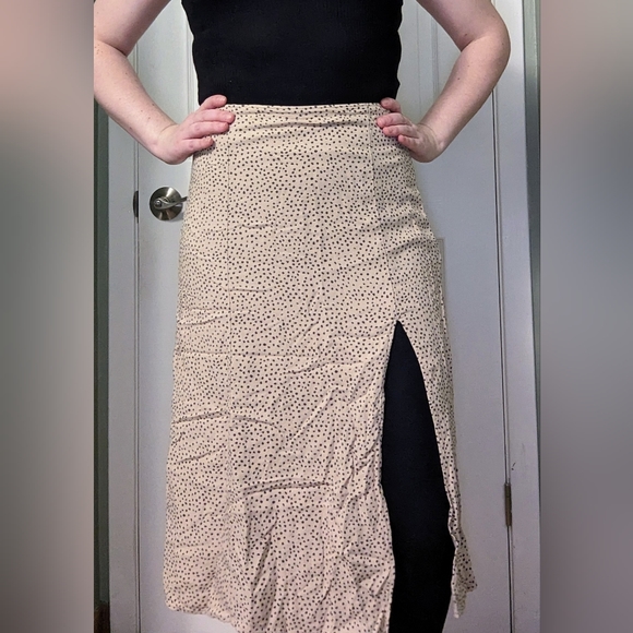 Abercrombie & Fitch High Slit Flirty Midi Skirt | Size XS - Picture 5 of 14